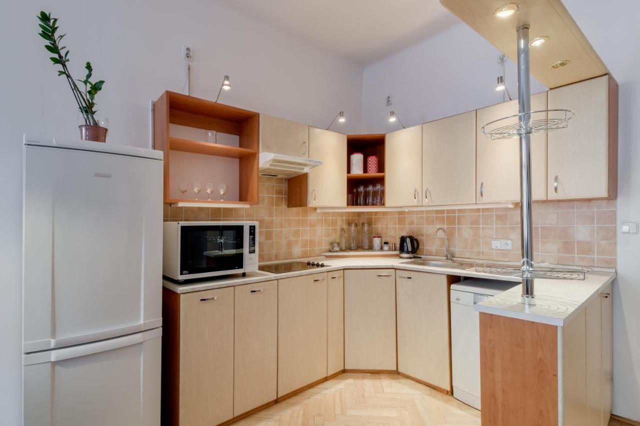 Curiosity Apartments Прага Экстерьер фото