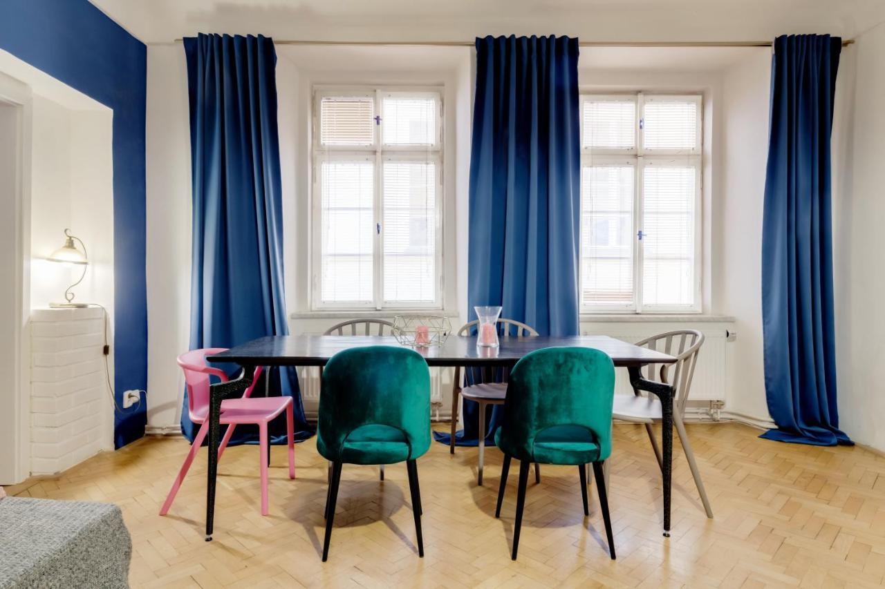 Curiosity Apartments Прага Экстерьер фото